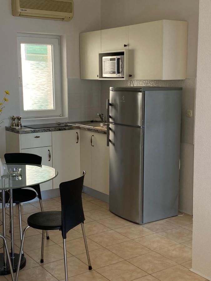 Villa Leo Beach Apartment ポドゥゴラ エクステリア 写真